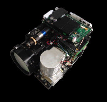 CCS JIR-2640はMWIRの熱探知カメラの連続的なズームレンズの耐衝撃性の費用効果が大きい冷却した